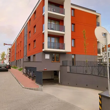 Bazylek, Miejsce Parkingowe W Garazu Podziemnym Apartman *