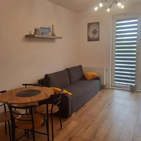 Bazylek, Miejsce Parkingowe W Garazu Podziemnym