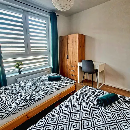 Bazylek, Miejsce Parkingowe W Garazu Podziemnym Apartament *