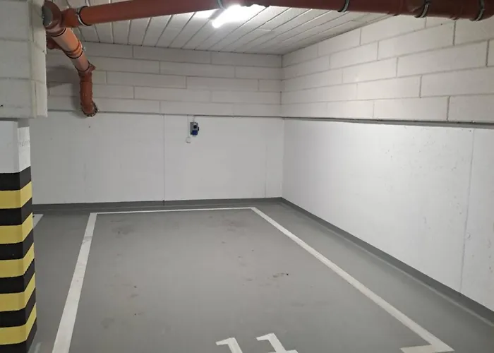 Bazylek, Miejsce Parkingowe W Garazu Podziemnym *